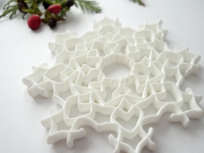 Fancy Snowflake in White Natural Versatile Plastic
