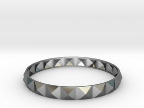 Pyramid Beveled Bangle (Hollow) in Fine Detail Polished Silver