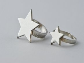 Silver Star Ring Size S  in Polished Silver