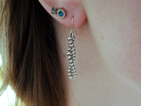 Dimeric coiled coil earring in Rhodium Plated Brass