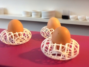 "EGGY" egg-cup / coquetier  in White Natural Versatile Plastic