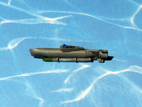 Midget Submarine Type XXVII B5 "Seehund" 1/144 in Tan Fine Detail Plastic