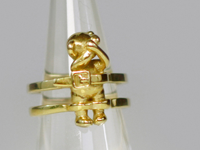 Teddy Bear Ring (Tied Up) in Polished Brass: 6 / 51.5