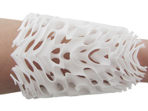 Continuous Surface Bracelet in White Natural Versatile Plastic
