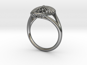 Oval Fashion Ring in Polished Silver