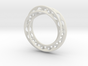 Möbius chain bracelet in White Natural Versatile Plastic