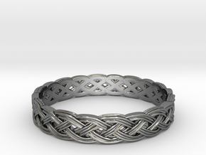 Hieno Delicate Celtic Knot in Fine Detail Polished Silver: 5 / 49