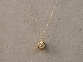 Anemone Necklace in 18k Gold Plated Brass