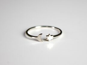 Moon and Star Ring in 18k Gold Plated Brass: Small