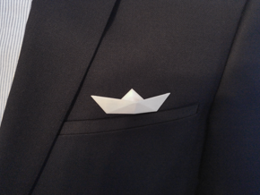 Paper boat pin3D (magnetic pin) in White Processed Versatile Plastic