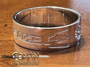 Engraved Atlantean Sword Ring in Polished Silver: 10 / 61.5