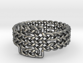 Celtic Knots Ring 17 in Fine Detail Polished Silver
