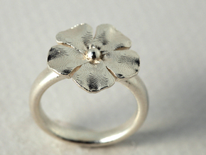 ringflower S57 3/4 (size 8) in Fine Detail Polished Silver