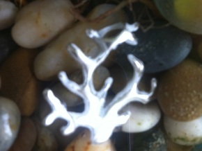 Coral pendant in Fine Detail Polished Silver