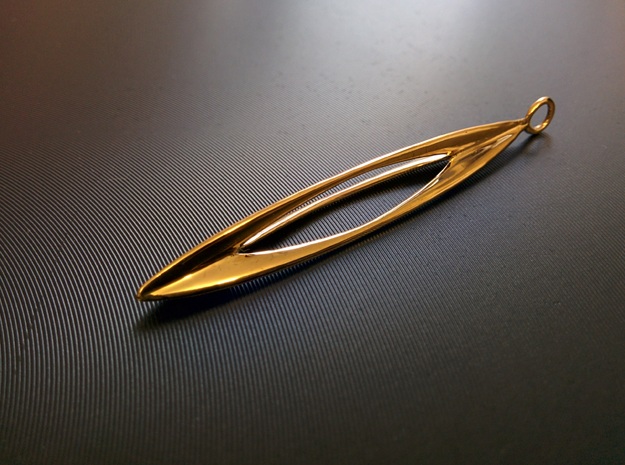 Leaf pendant in Polished Brass