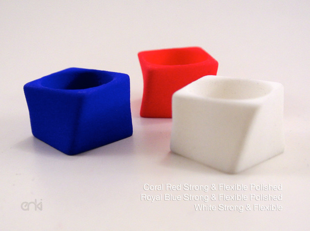 Twisted Cube - Ring - diam19 mm in White Natural Versatile Plastic