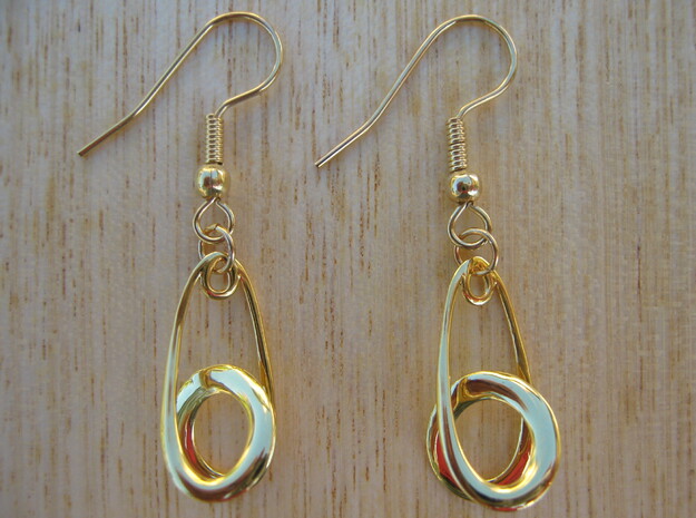 One-Twist Earrings in 18k Gold Plated Brass