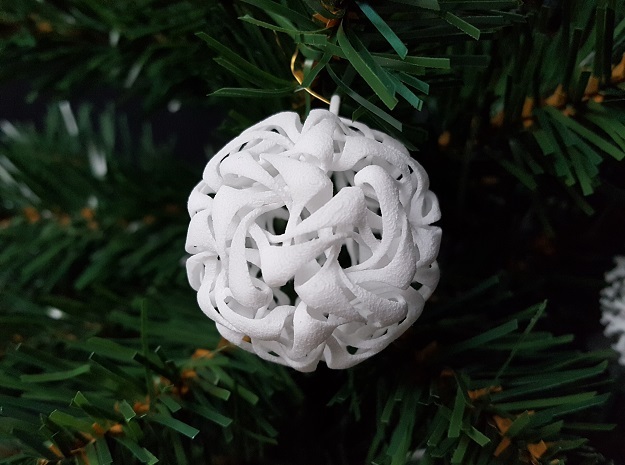 Twisted Christmas Bauble in White Natural Versatile Plastic