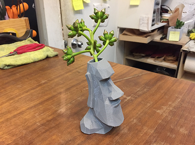 Moai Single Flower Vase in White Natural Versatile Plastic