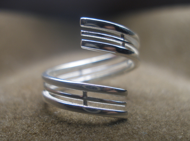 Bars & Wire Ring Size 6 in Polished Silver