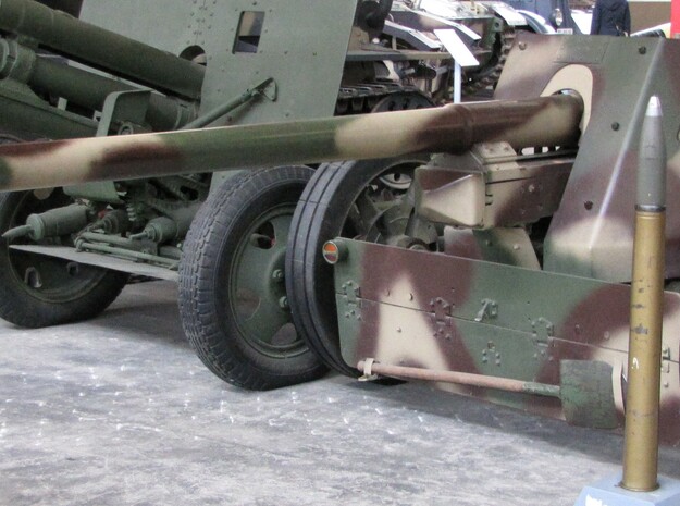 1/200 scale Pak40 german anti tank gun WW2 in Tan Fine Detail Plastic