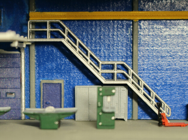N Scale Stairs H=30.8mm in Tan Fine Detail Plastic