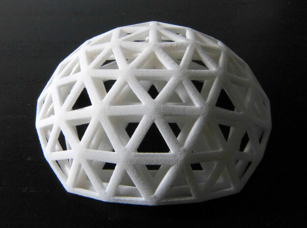 Geodesic domes in White Natural Versatile Plastic