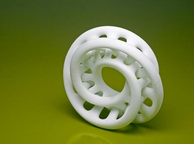 Double Moebius 0.025-9cm in White Natural Versatile Plastic