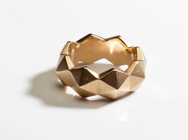 hexagon stud ring in 18k Gold Plated Brass