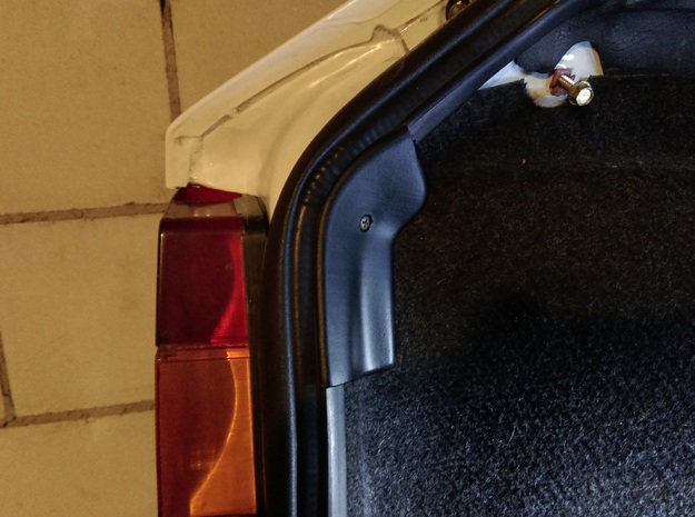 Lancia Delta Abdeckung Heckklappe Boot Plate (R) 1 in White Processed Versatile Plastic
