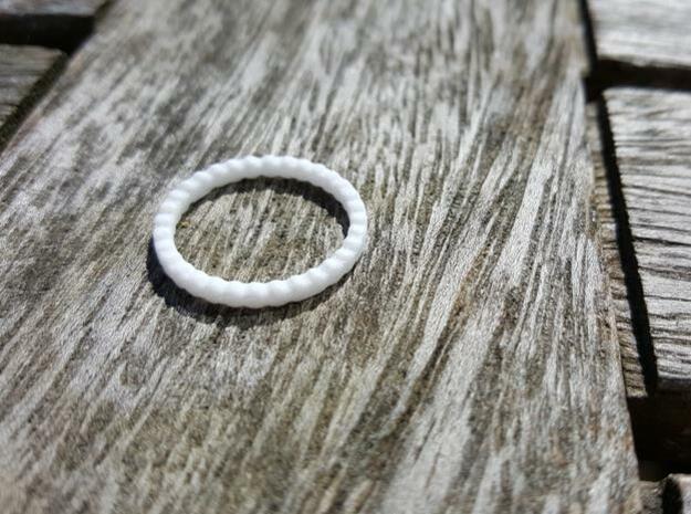 Bubble Ball Ring in White Natural Versatile Plastic: 6 / 51.5
