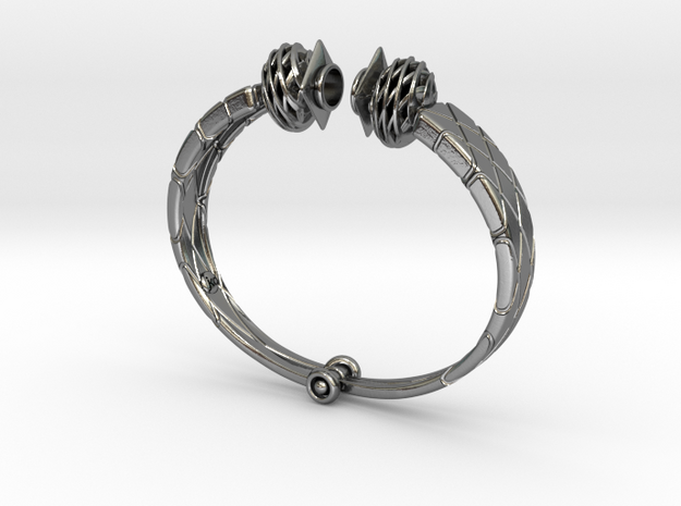 bracelet for Egyptian Fellah Woman in Polished Silver (Interlocking Parts)