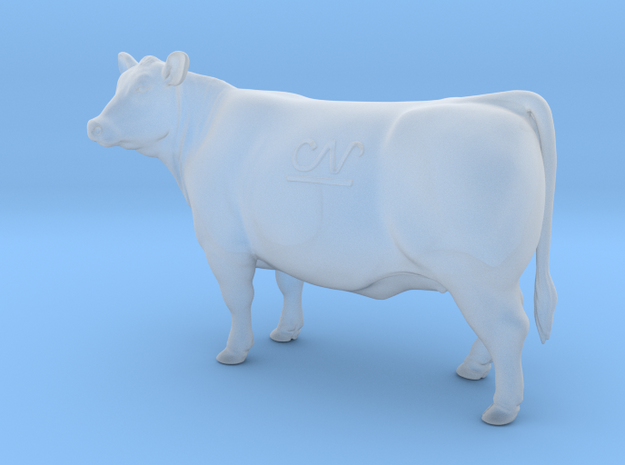 1/64 Show Heifer in Smooth Fine Detail Plastic