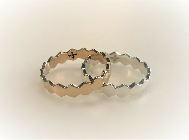 Hex Ringsaround Hexagon Geometric Ring Sizes 6-10 in Polished Silver: 6 / 51.5