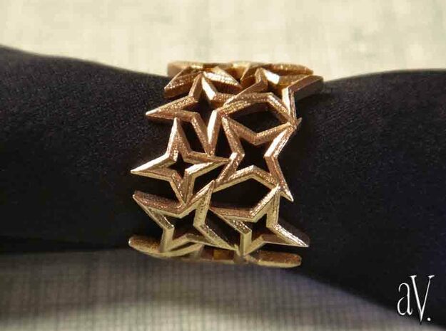 Scatter 4 Sided Stars Ring in Natural Brass: 8 / 56.75