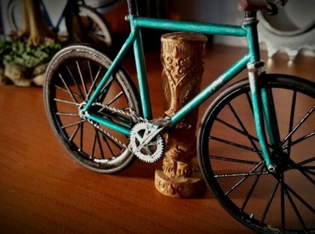 1/18 Miche bicycle crankset in Tan Fine Detail Plastic