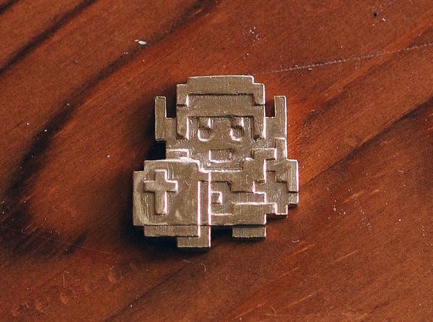 Link 8bit pin face in Natural Brass