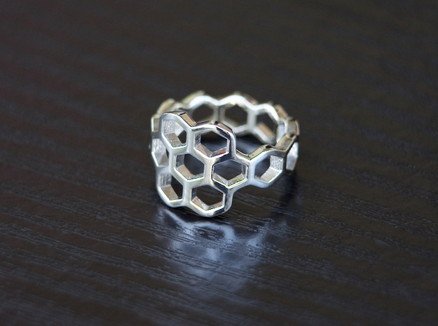 Hex Flower Ring in Polished Silver: 4.5 / 47.75