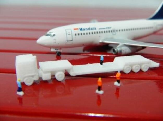 AIrport GSE 1:400 Truck Trailer Lowbed in White Processed Versatile Plastic