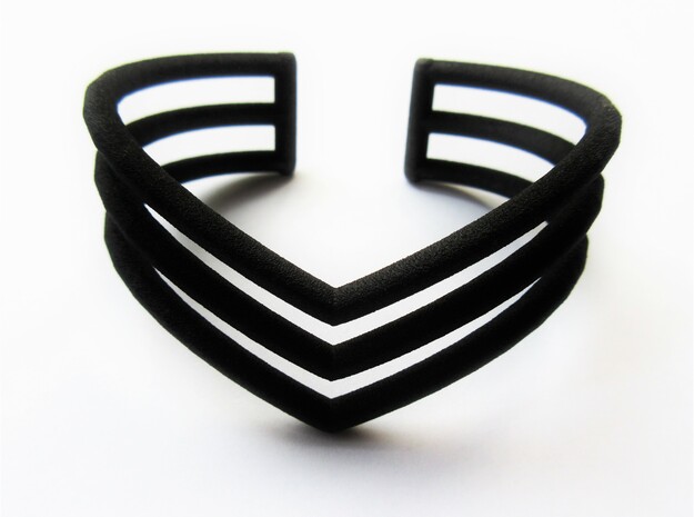 V bracelet in Black Natural Versatile Plastic