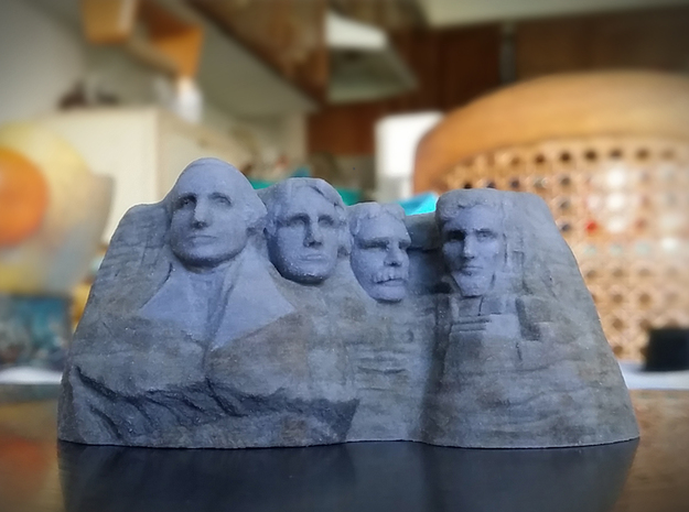 Mount Rushmore 3D print in Full Color Sandstone