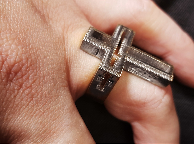 Empty Cross Ring in Natural Silver: 4 / 46.5