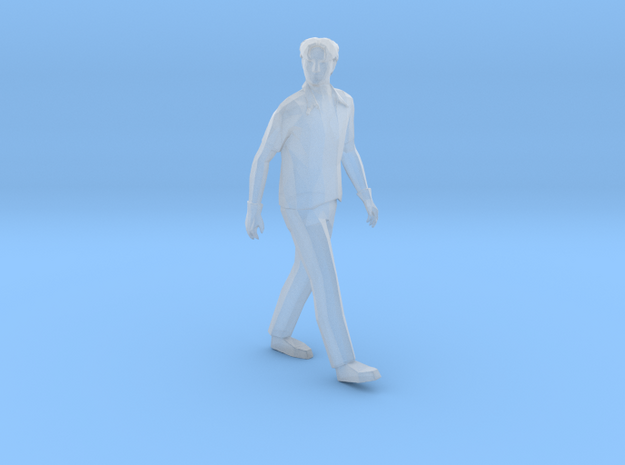 O Scale Walking Man in Tan Fine Detail Plastic