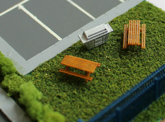N Scale 2x Picnic Bench in Tan Fine Detail Plastic