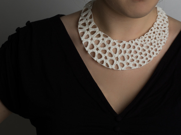 Kinematics 116n necklace in White Natural Versatile Plastic