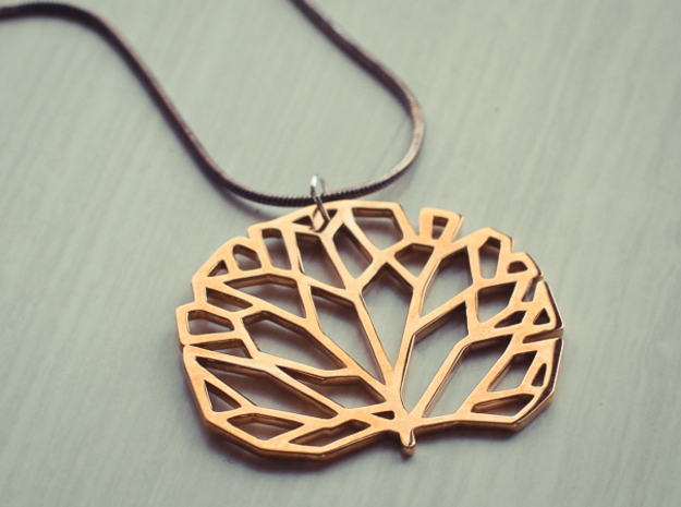 Tree pendant in Polished Brass
