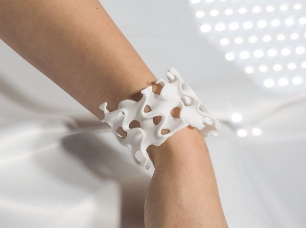 Infinite Bracelet in White Natural Versatile Plastic