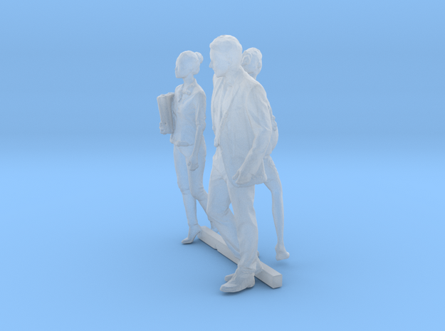 HO Scale Standing People 9 in Tan Fine Detail Plastic