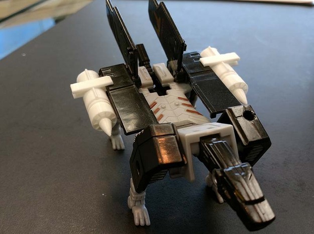 Transformers TR Ravage and Stripes Accessory in White Natural Versatile Plastic