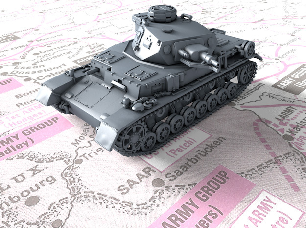 1/87 (HO) German Pz.Kpfw. IV Ausf. E Tank in Tan Fine Detail Plastic